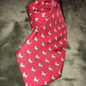 Martha Vineyards Golden Retriever Tie.